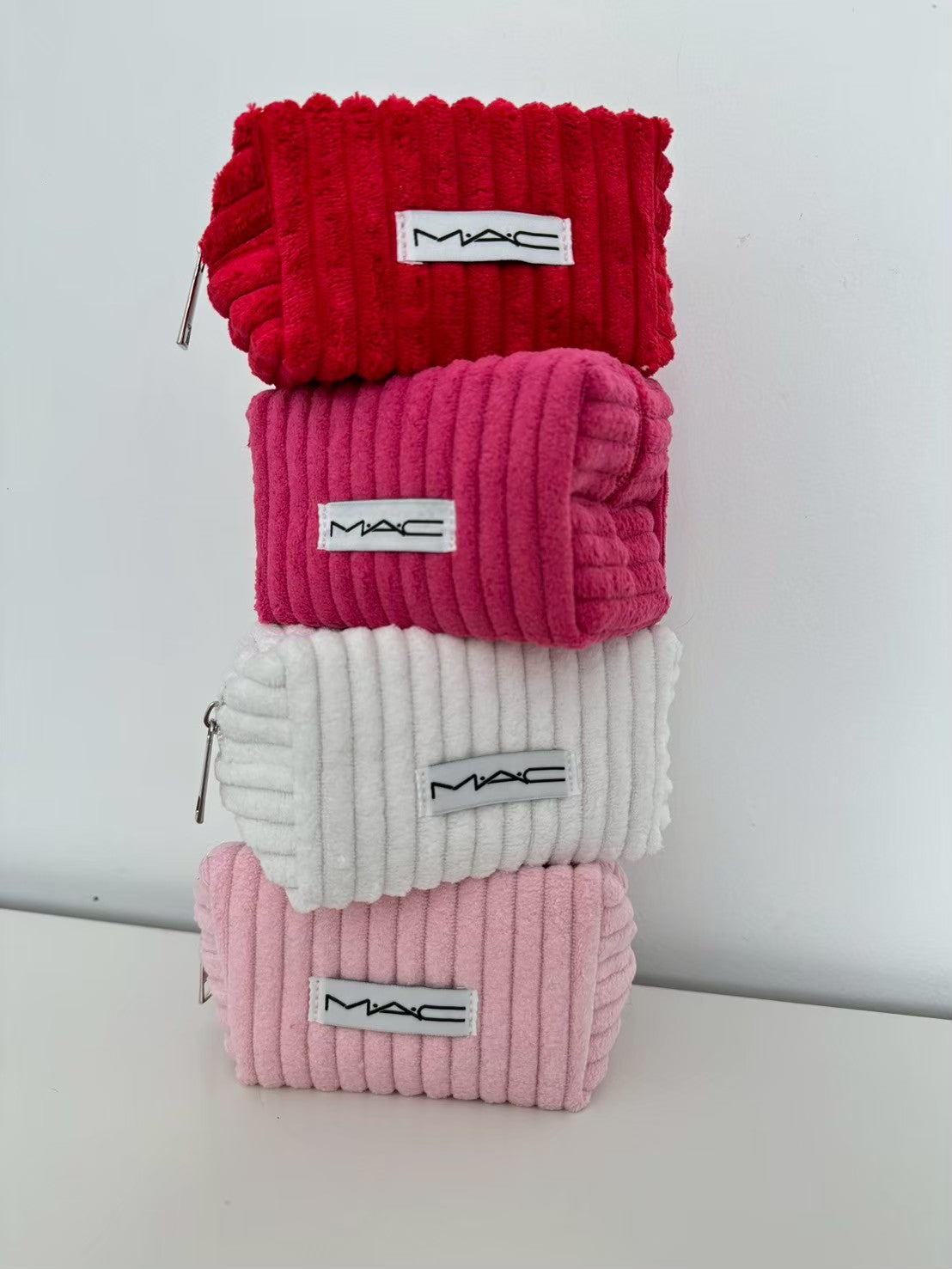 MAC Velvet Pouch