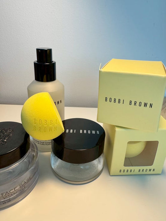 Bobbi Brown makeup sponge