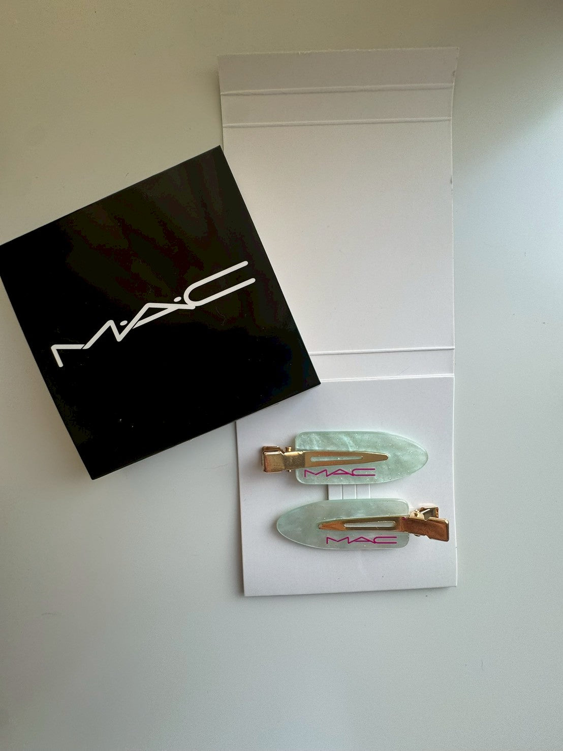MAC hair clip