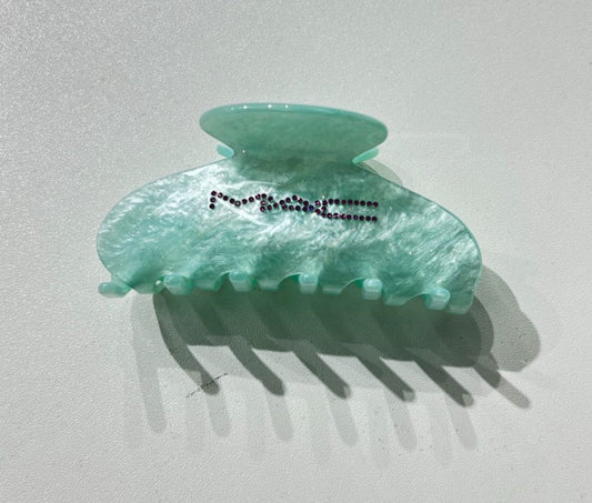 MAC hair claw clip