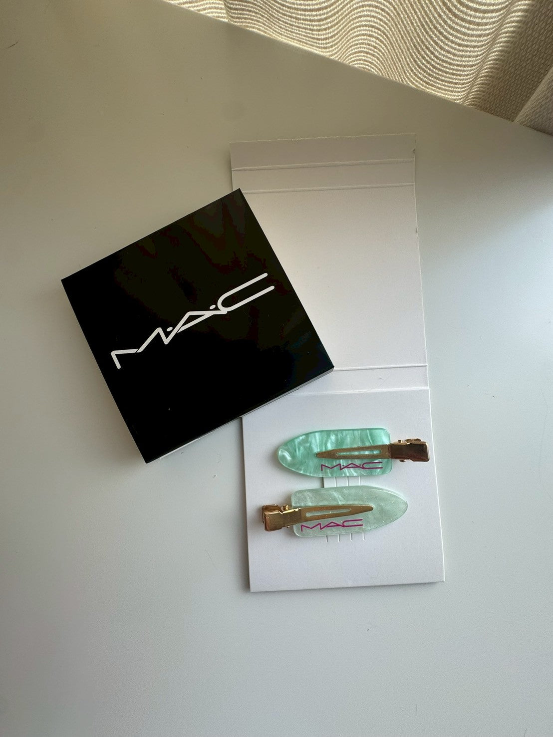MAC hair clip